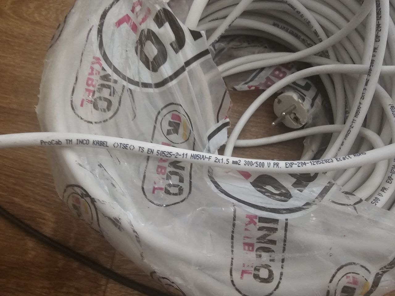 Белый кабель INCO KABEL H05VV-F 2×1,5 мм²